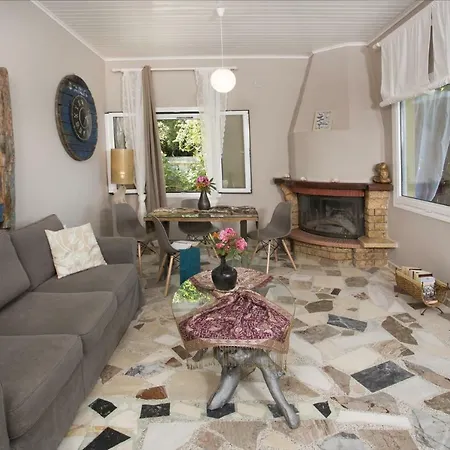 Pelagia Villa Mpoukaris